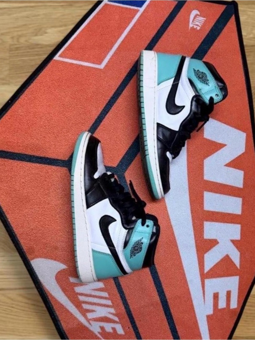 Nike Air Jordan 1 - White, Black & Teal WMNS - 7